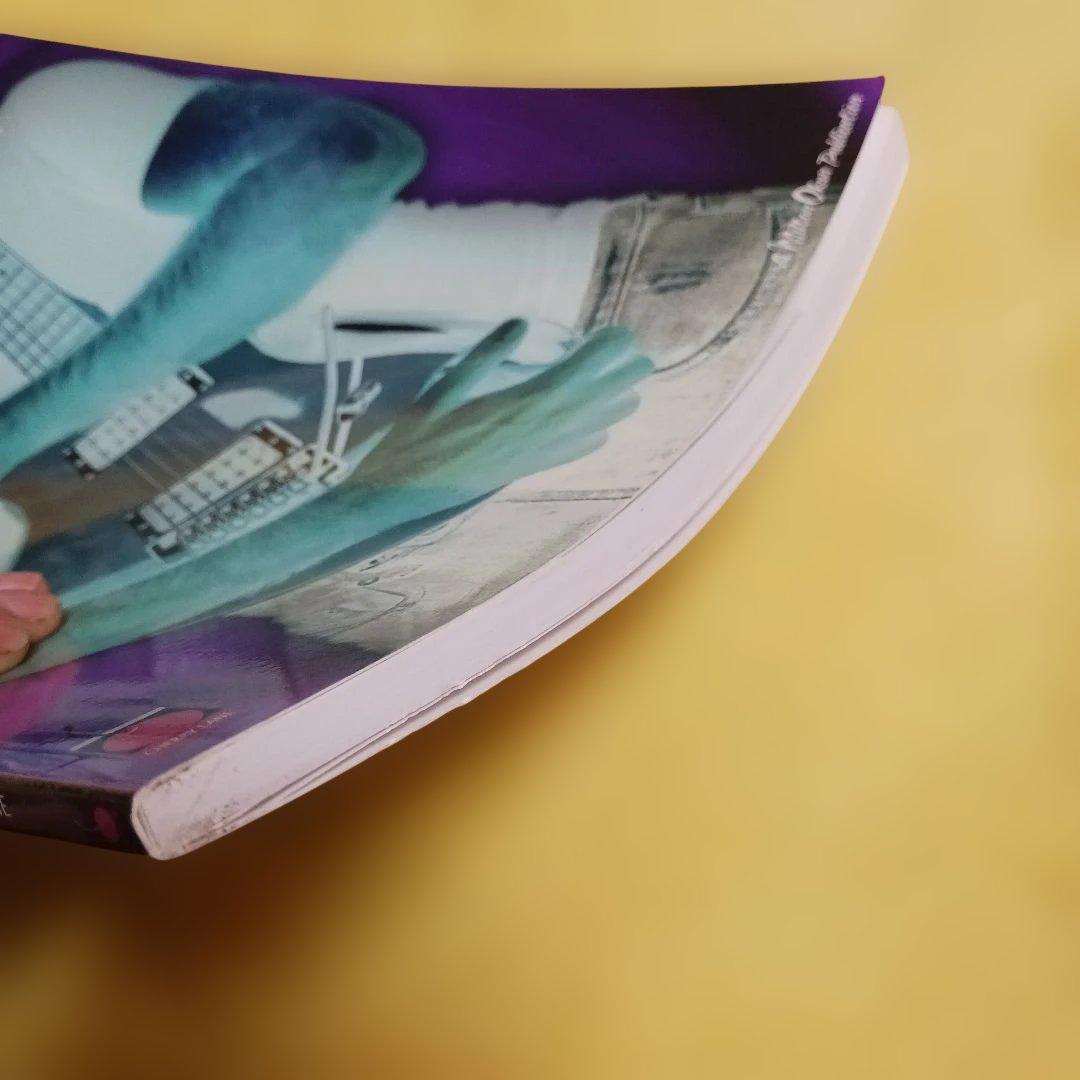 輸入楽譜JOE SATRIANI IS THERE LOVE IN SPACE？ - メルカリ