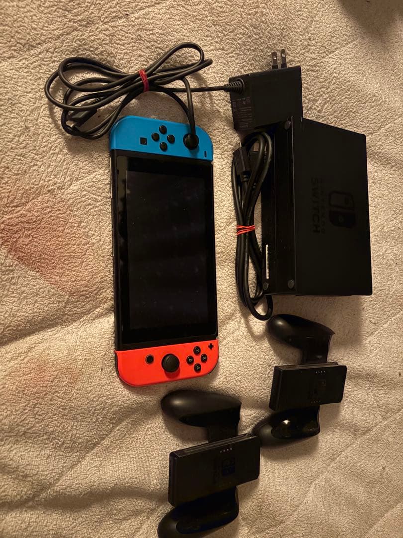 Nintendo Switch 青/赤 Joy-Con 本体 Nintendo Switch Console, Neon Blue and Neon Red Joy Con Bundle, JP