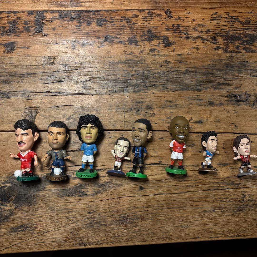 コリンシアン フィギュアコレクションセット - メルカリ