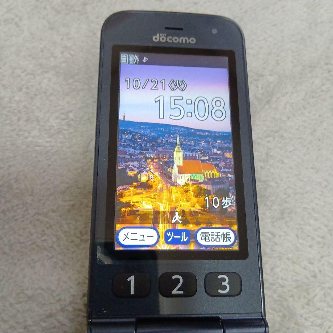 らくらくホンdocomo F-41F ブラック - メルカリ