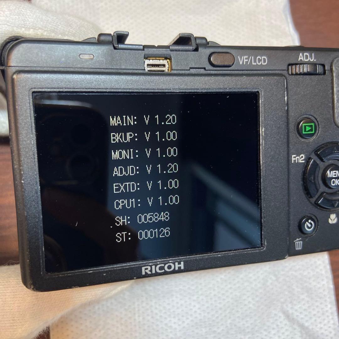 RICOH GX200 デジカメ 4944 - メルカリ