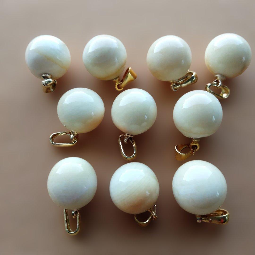 鯨歯　マッコウクジラ　牙玉ペンダントトップ　11.5㎜　10個　① 2026年最新】鯨歯 クジラの人気アイテム - メルカリ