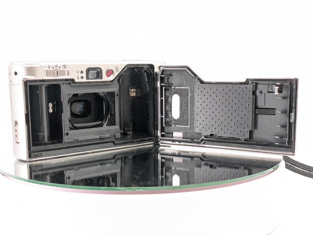 ❀動作〇❀RICOH フィルムカメラ GR10 シルバー - メルカリ