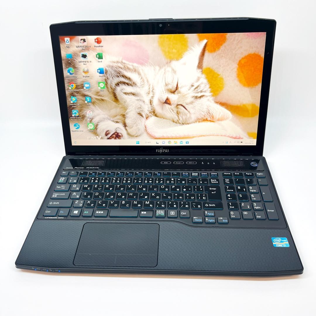 Corei7‼️ブルーレイ✨️薄型ノートパソコン！カメラ付き✨️おしゃれ