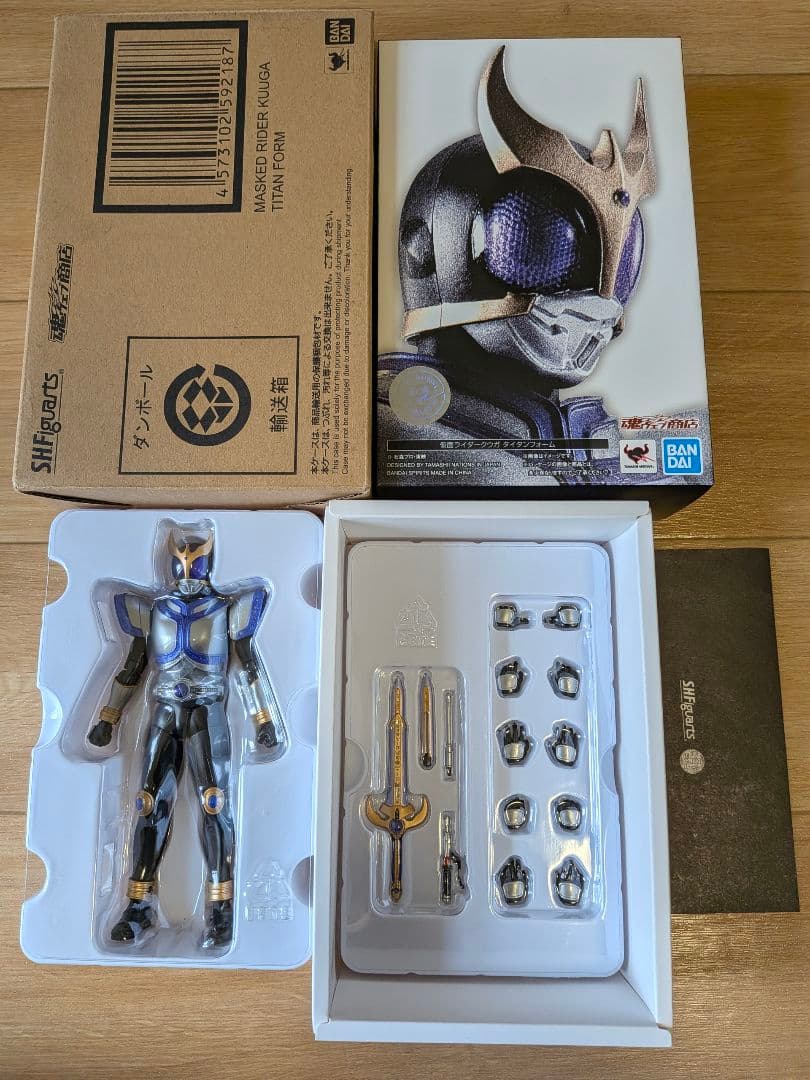 真骨彫　仮面ライダークウガ　タイタンフォーム レビュー】S.H.Figuarts (真骨彫製法) 仮面ライダークウガ タイタン