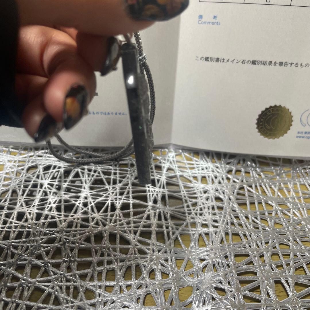 ヘイロフスキー鉱インクォーツ 不動明王彫り(国内鑑定書付き) - メルカリ