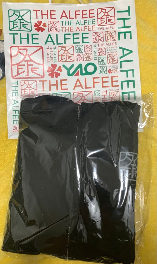 THE ALFEE 51年目の冬祭り パーカー 黒 ポテくまくん - メルカリ