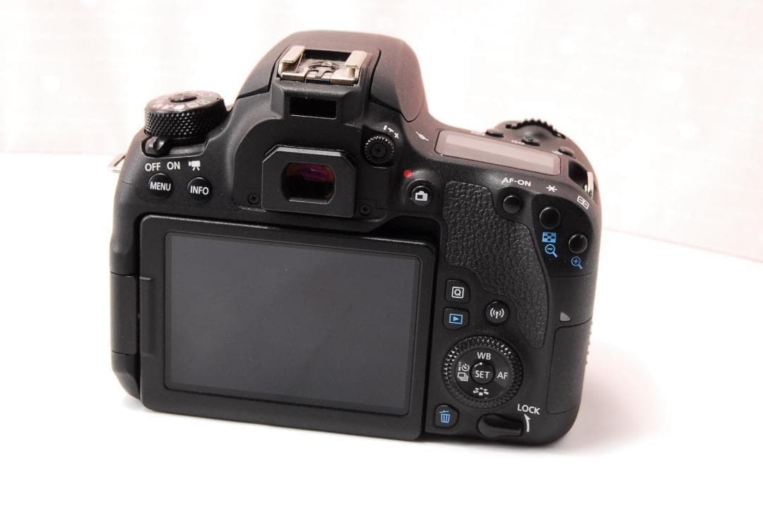 〓美品〓キャノン Canon EOS 9000D ボディ デジタル一眼レフカメラ