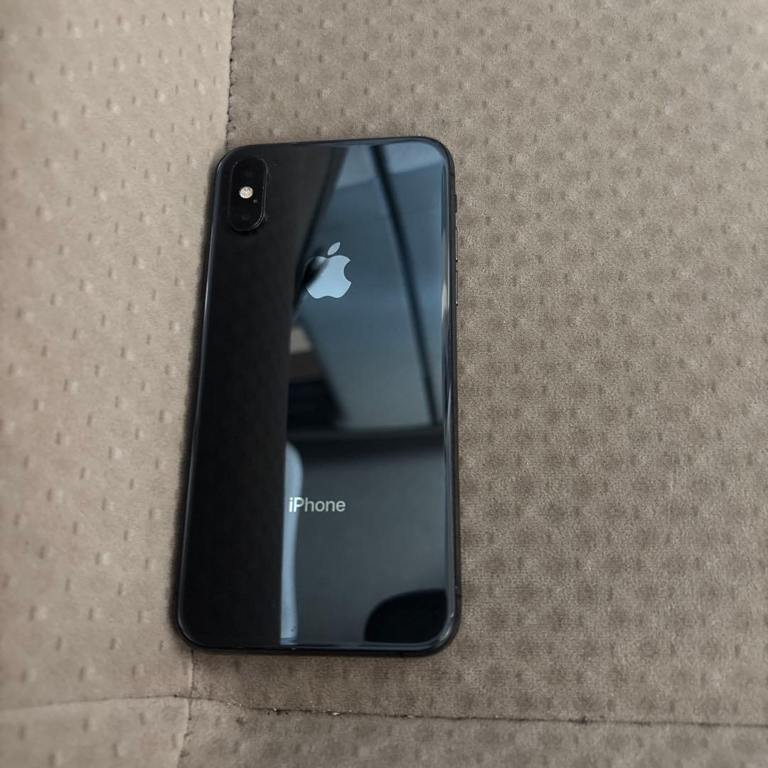 Apple iPhone Xs 64GB 本体