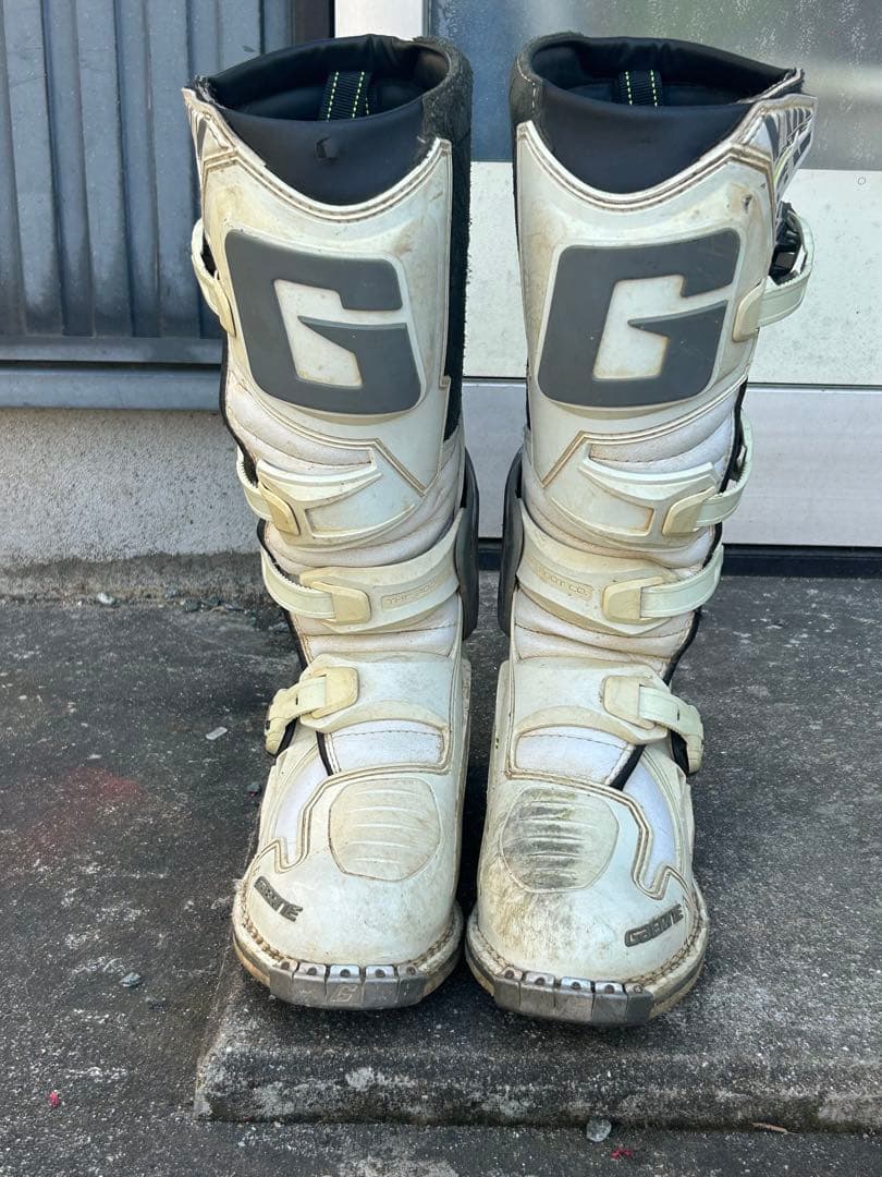 GAERNE ENDURANCE バイクブーツ ガエルネ(GAERNE)公式サイト - イタリアの高品質と職人技が光るバイク