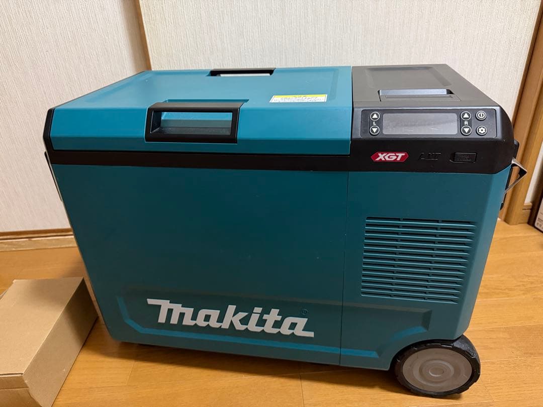 【美品】Makita マキタ保冷温庫　CW004GZ マキタ（makita） 充電式 保冷温庫 CW004GZ 青 CW004GZO オリーブ
