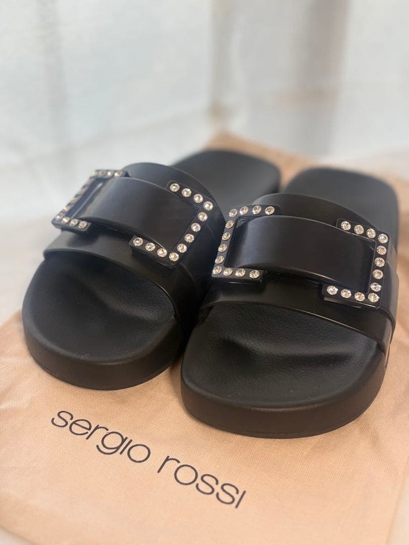 sergio rossi ブラックサンダル 35 Sergio Rossi(セルジオ ロッシ)｜srTWENTY BUCKLE フラットサンダル