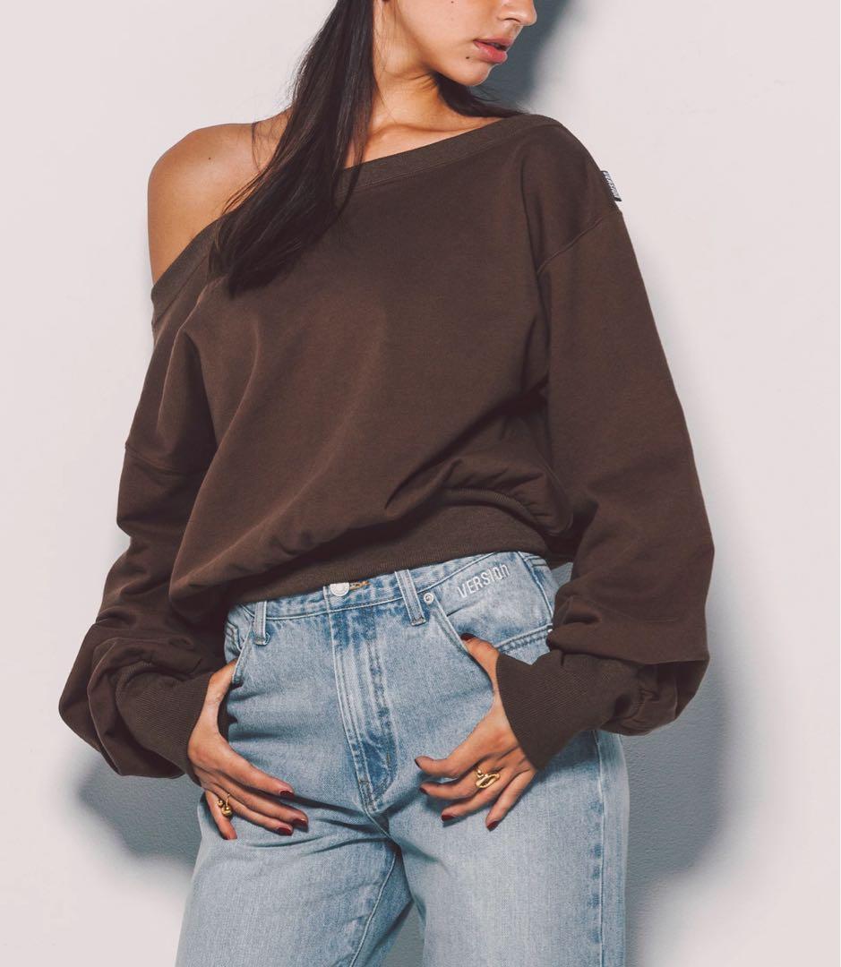 VER オフショルダー ブラウン スウェット バージョンオブユー 12.7オンス ヘヴィーウェイト クルーネック スウェット（裏パイル