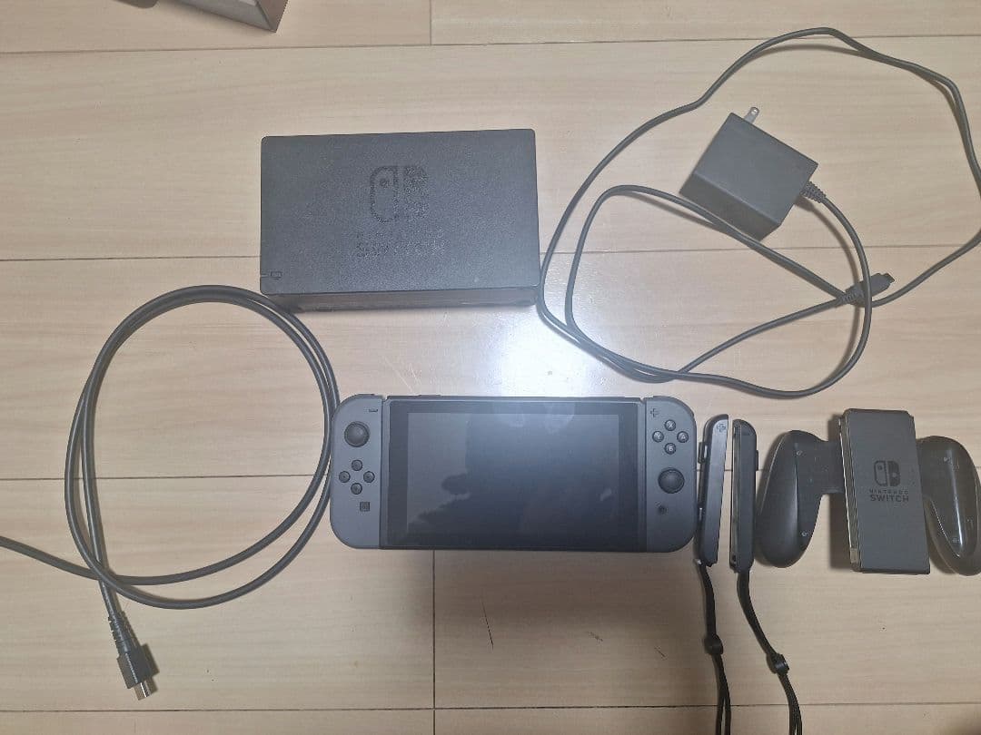 NintendoSwitchグレー 初期付属品あり動作確認済Switch2箱付き Nintendo Switch 初期 本体 付属品あり ニンテンドースイッチ 任天堂