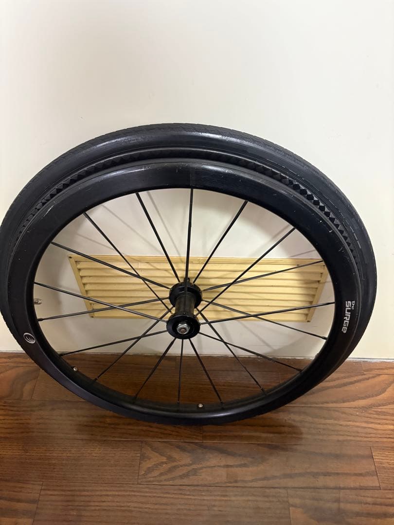 【送料無料】車椅子用24インチカーボンホイール Amazon | Gigantex 車椅子用 3スポークカーボンホイール 24インチ