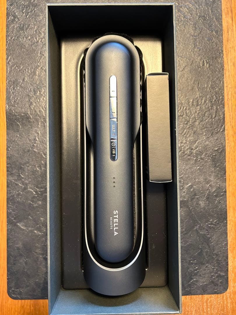 お値下げSTELLA SB-LEP01-02 レーザー EMSリフトブラシPRO STELLA BEAUTE（ステラボーテ） レーザー&EMSリフトブラシ PRO