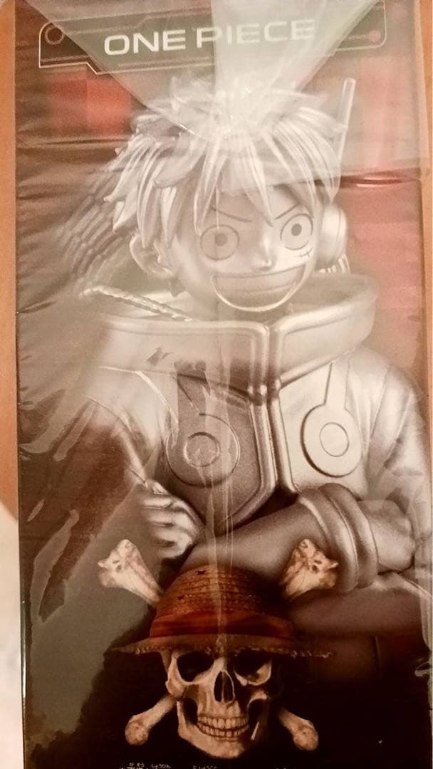 50体限定　ワンピース　スクラッチ　ルフィ　フィギュア 何だこのルフィ？】世界限定50体！キラッキラのニカが当たるワンピース