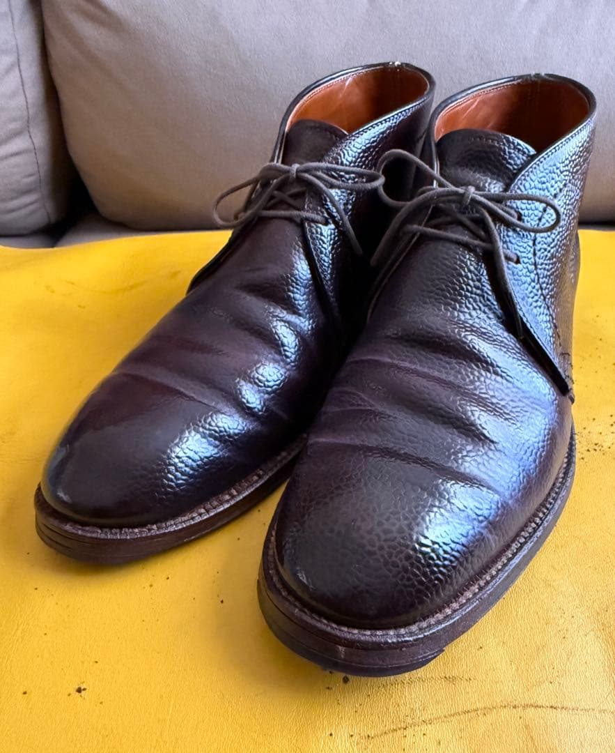 オールデン チャッカブーツ 型押しコードバン 定価18万円 中古・古着通販】ALDEN (オールデン) コードバンチャッカブーツ