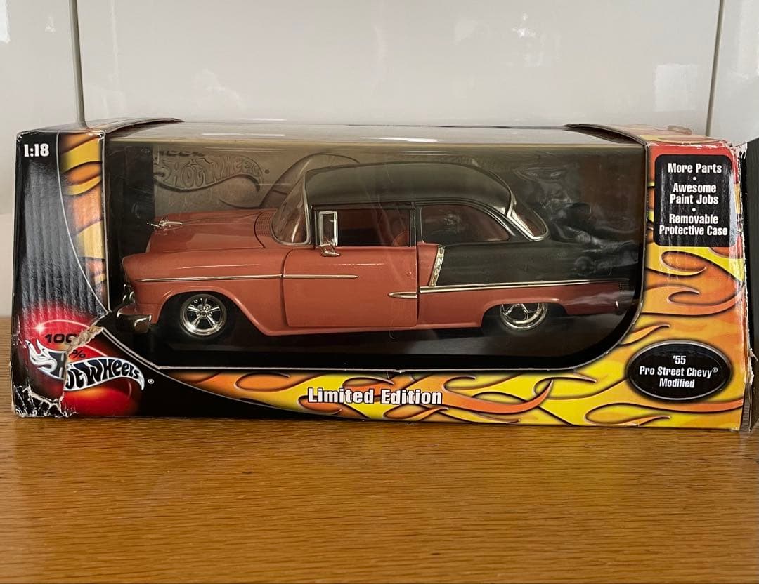 ミニカー Hot wheels '55 Chevy Pro Street Amazon.com: Hot Wheels '55 Chevy Diecast Car, Rod Squad Series 3
