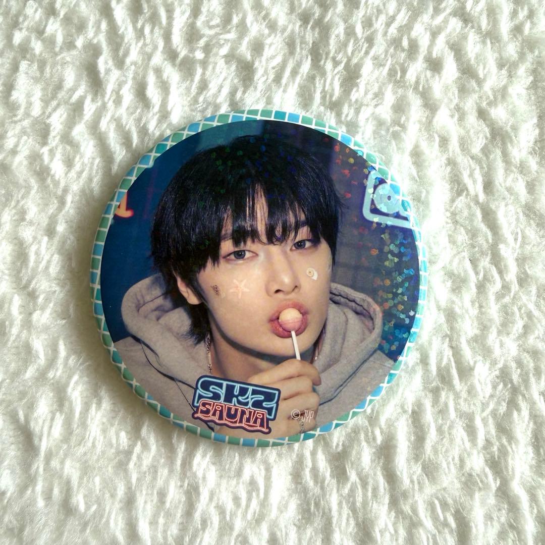 アイエン スキズサウナ 缶バッジ 公式 JYP ポップアップ 2025 - メルカリ