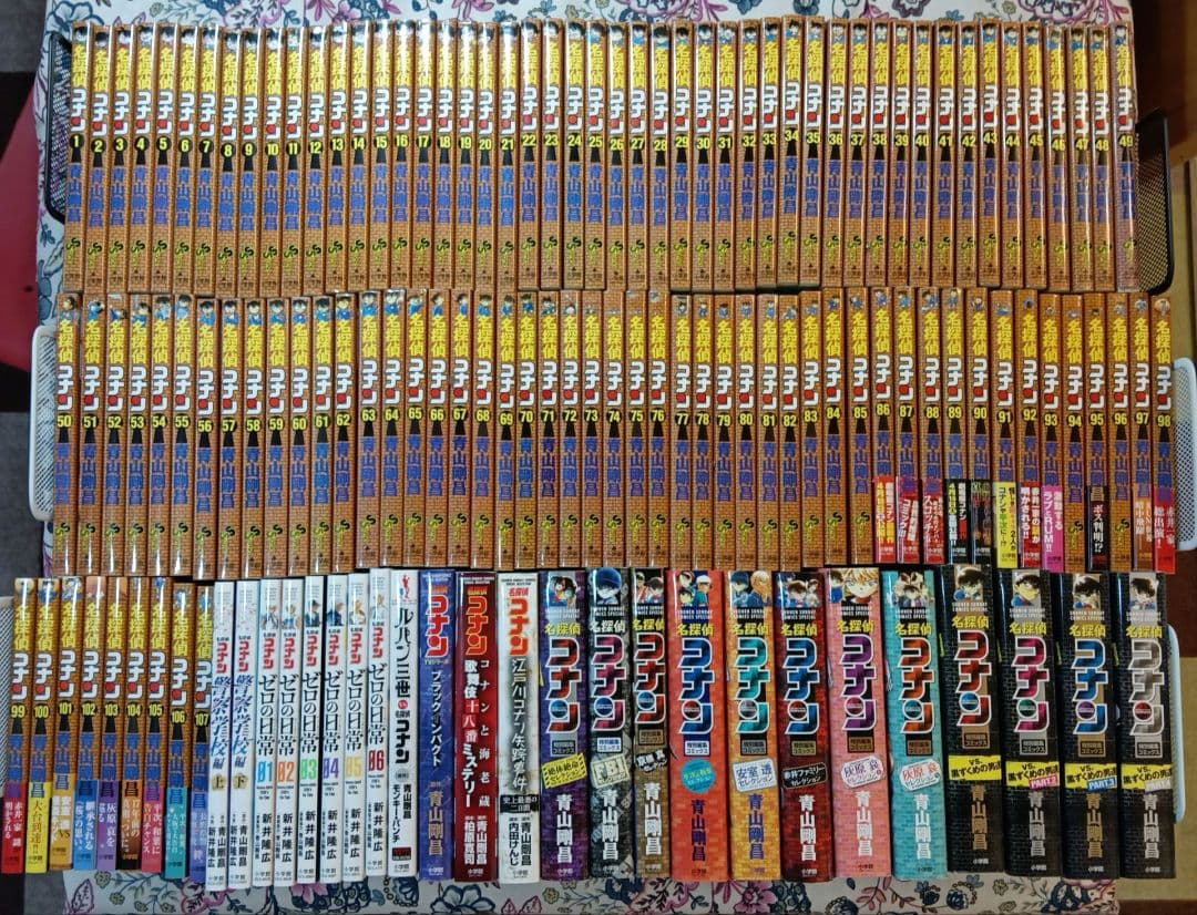名探偵コナン 1〜107巻 全巻 豪華関連本多数！ 豪華110冊 名探偵コナン全巻セット 1〜107巻 関連本3冊