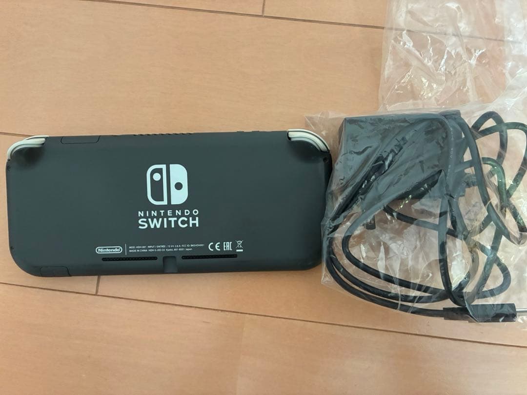 Nintendo Switch lite　ジャンク　初期化済 充電器セット ジャンク】Nintendo Switch Lite 本体&専用充電器 - メルカリ