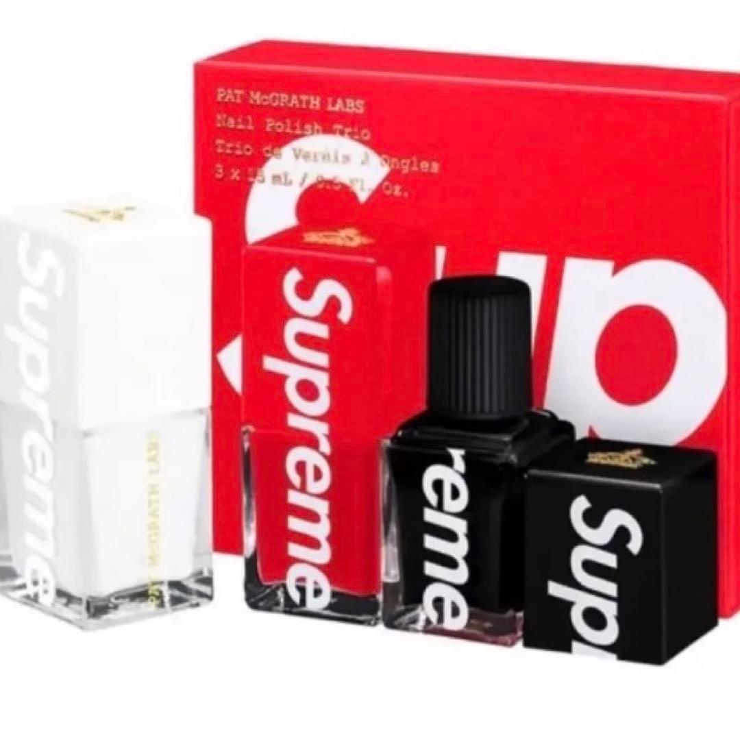 supreme シュプリーム ネイルポリッシュトリオ シュプリームの「ネイルポリッシュ」が登場！Pat McGrathと再びコラボ