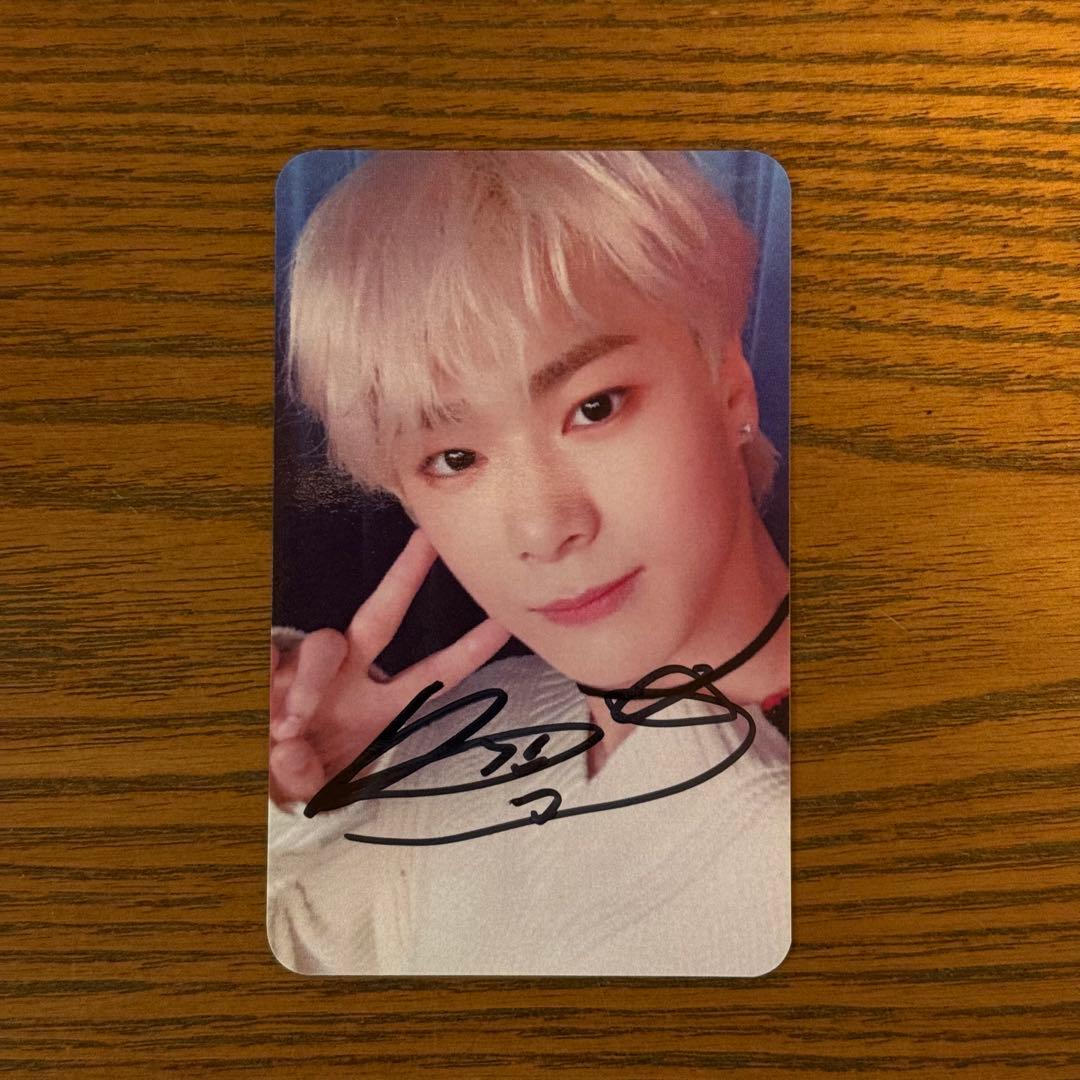 fantagio fm201.8 ASTRO ムンビン 直筆サイン入り トレカ - メルカリ