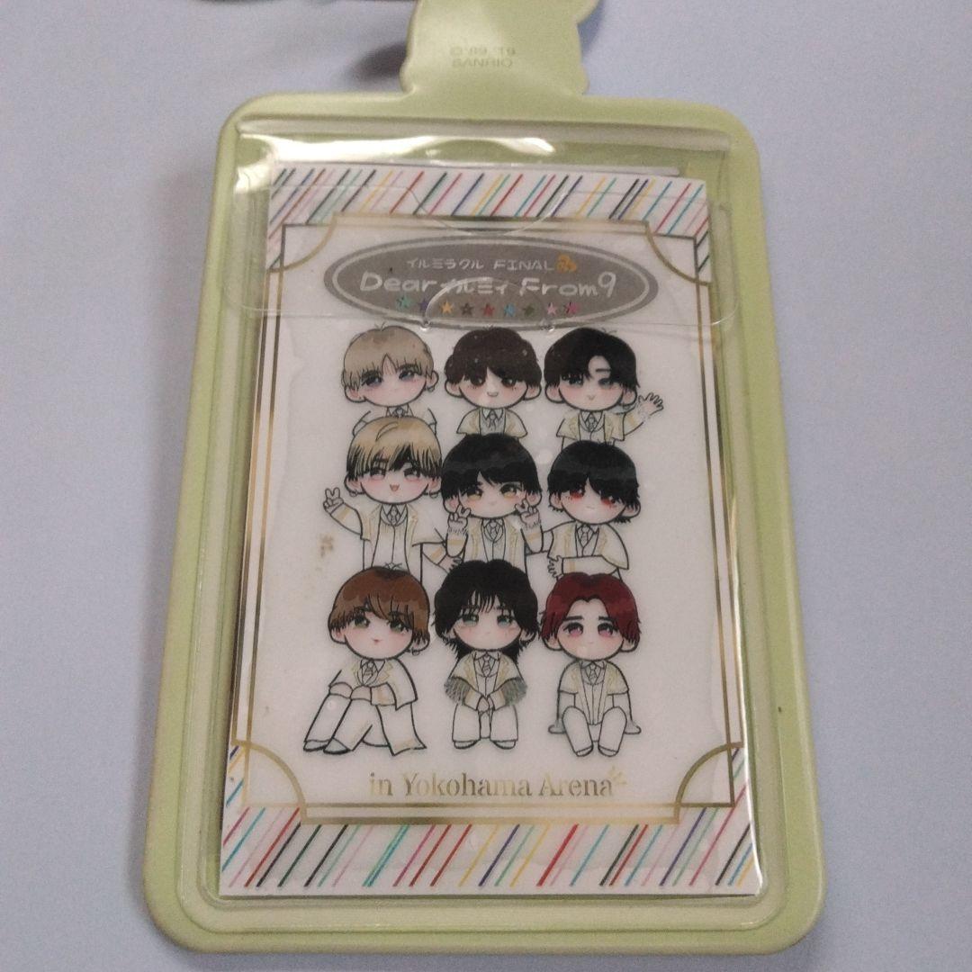 直筆サイン入りポラロイド写真とキーホルダーケースセット送料込み