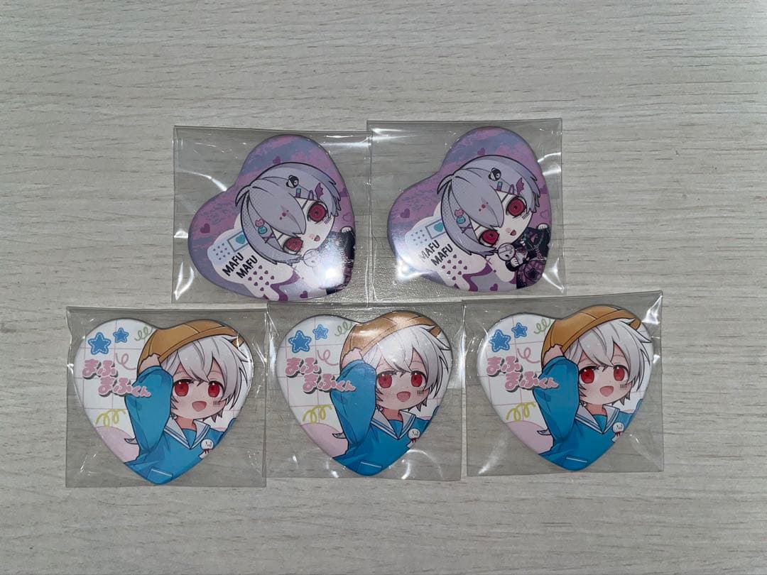 まふまふ 缶バッジ そまうさ デフォ - メルカリ