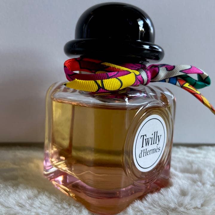《ツイリー ドゥ エルメス》 オー ド パルファム