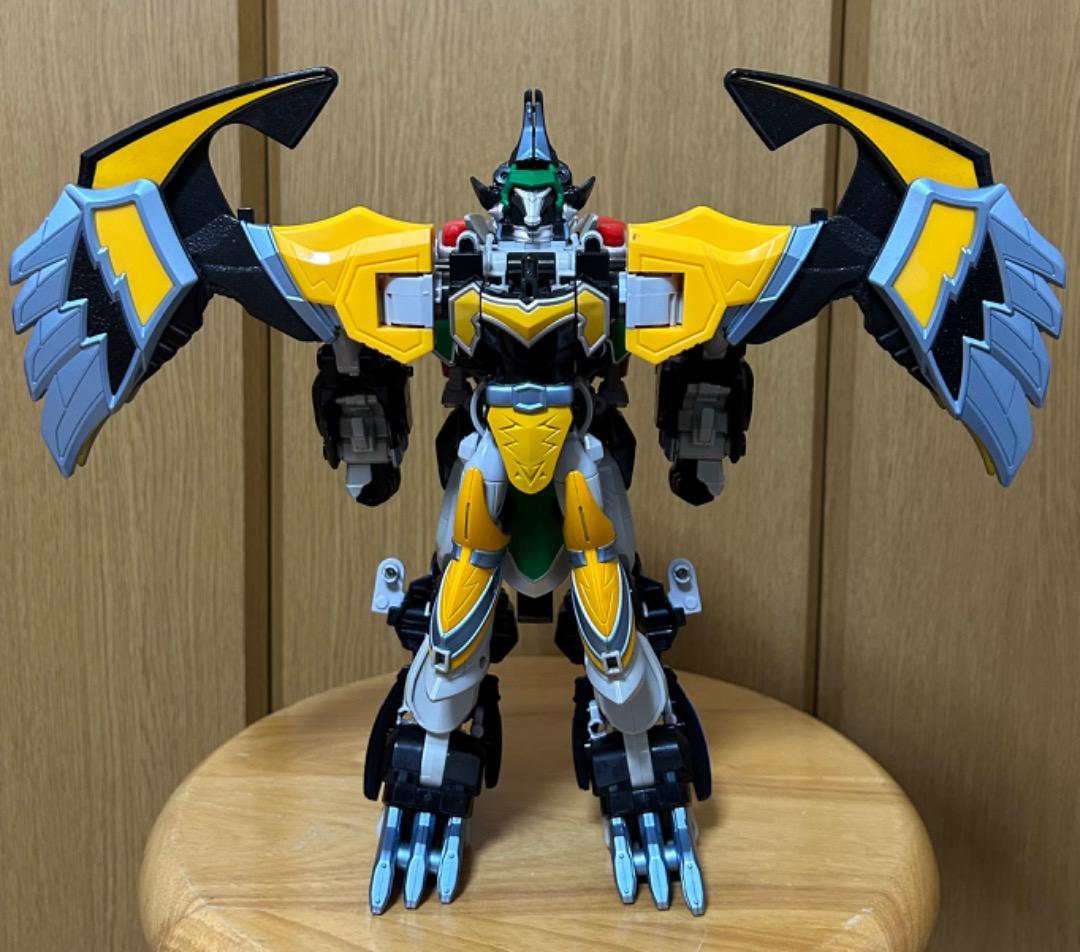 魔法戦隊マジレンジャー 魔神合体DX マジキング ロボ フィギュア