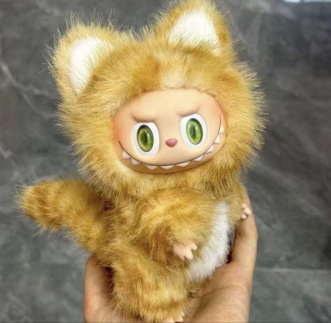ラブブ Labubu ぬいぐるみ 猫 耳付き しっぽ付き着せ替え服 かわいい