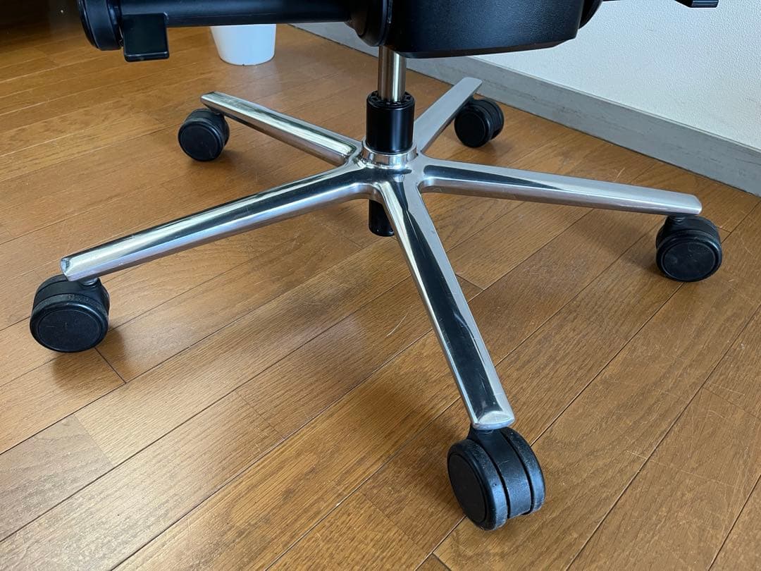 キールハワー CONA 本革デスクチェア 総革 モダン ミッドセンチュリー