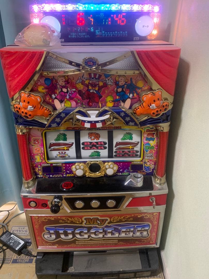 マイジャグラー5 実機　データカウンター付き たのメル便費用込みデータカウンター付きマイジャグラー5 実機 - メルカリ