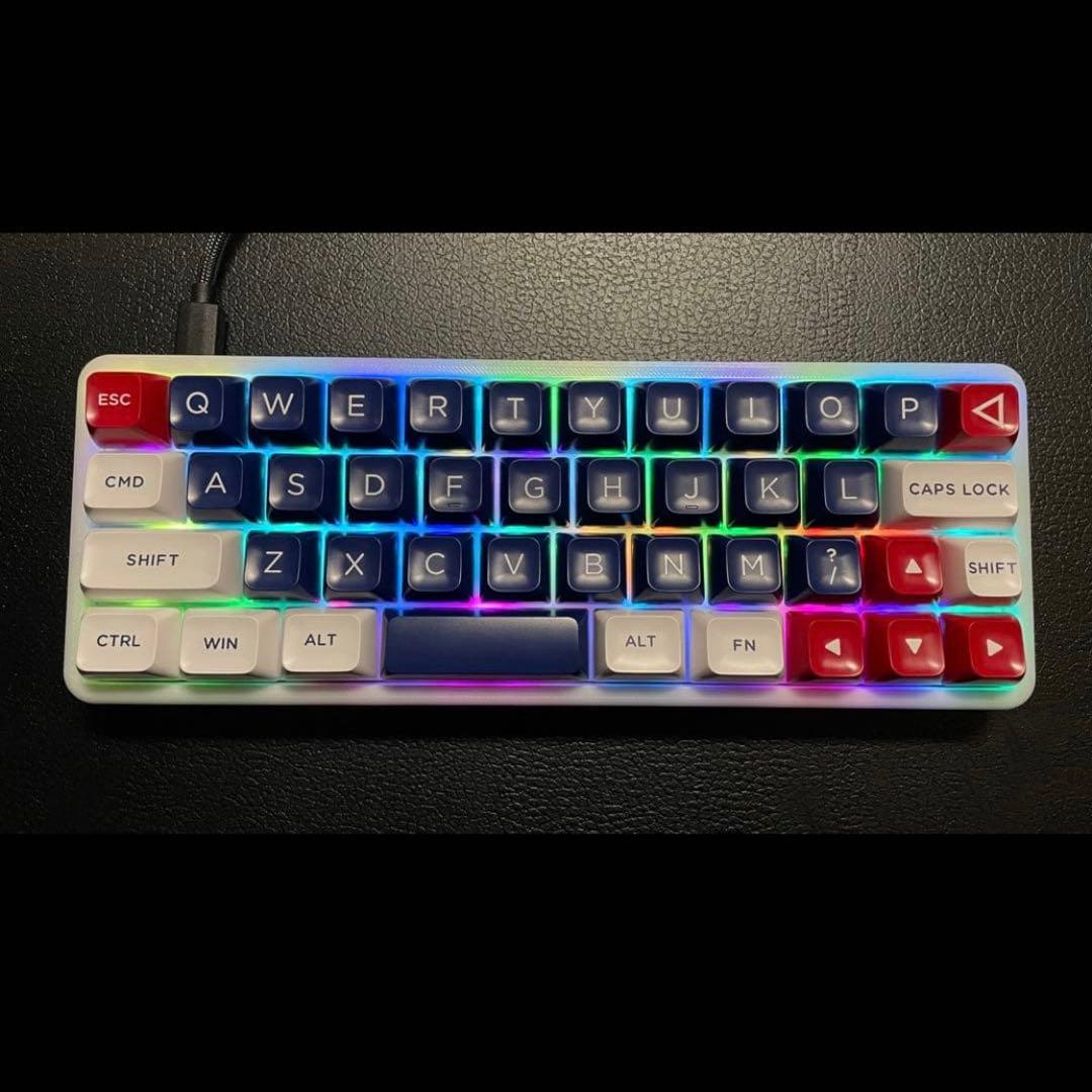 40%ミニキーボード 楽天市場】ミニ キーボード - 高級ピアノ塗装（黒）1.8mケーブル