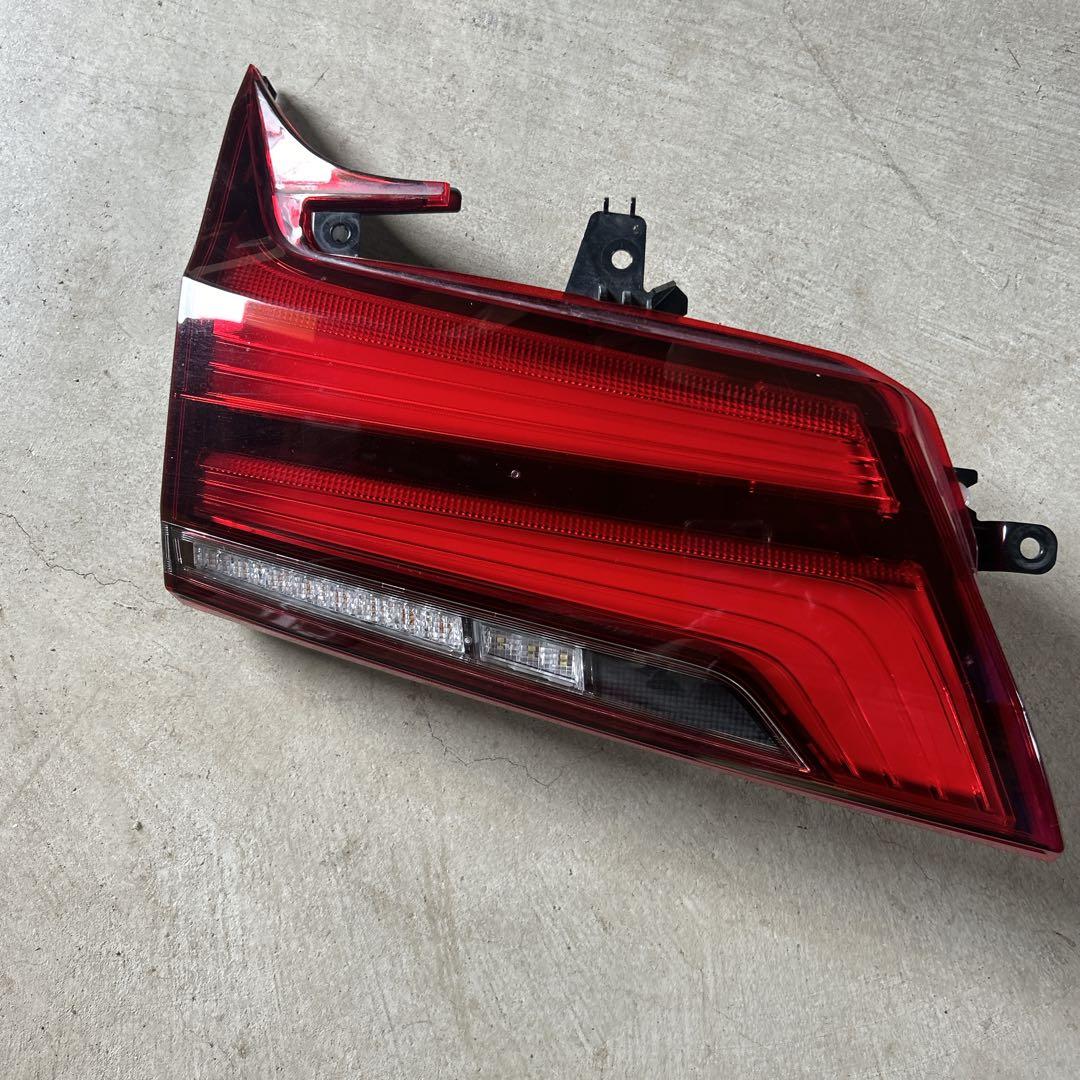 アルファード後期　テールランプ　シーケンシャル Amazon | HCMOTIONZ トヨタ アルファード30系後期 ヴェルファイア30系