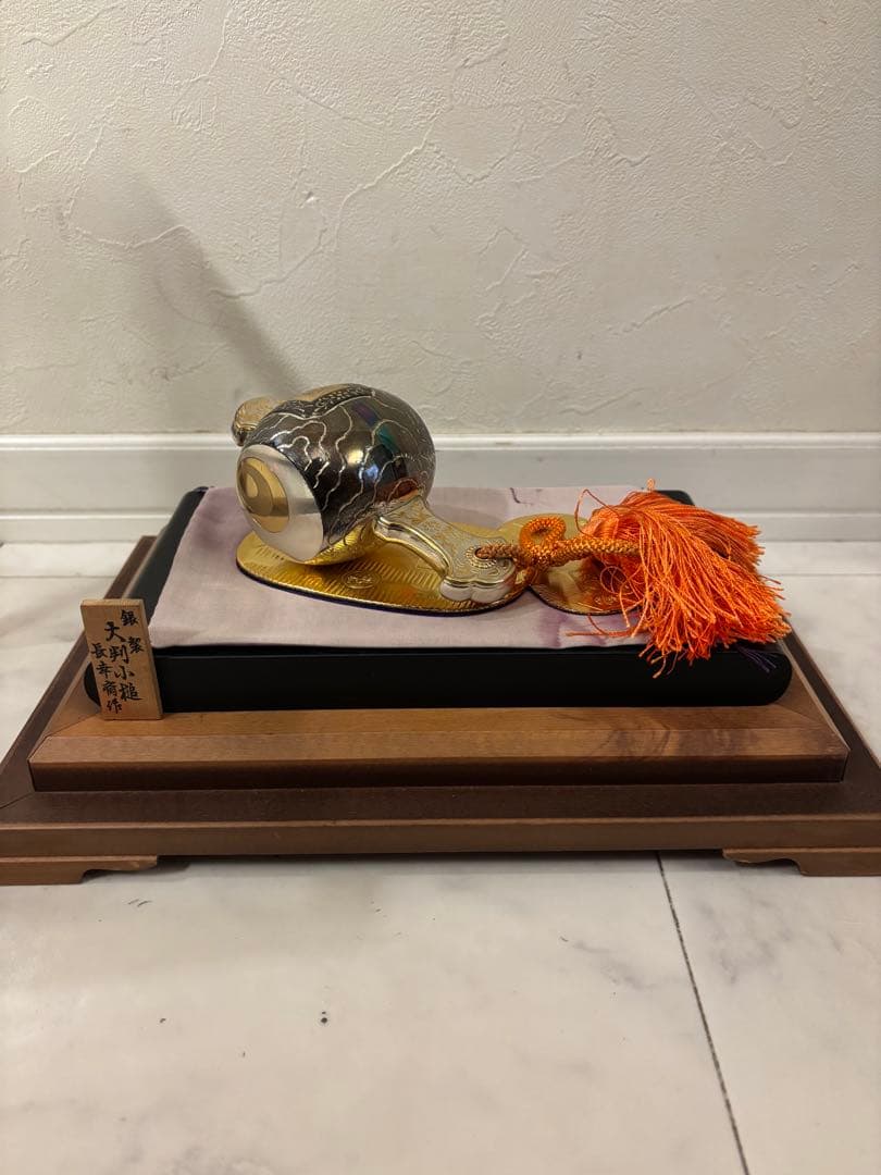 銀製 大判小槌 長幸斎作 日本の金属工芸品 ガラスケース付き - メルカリ