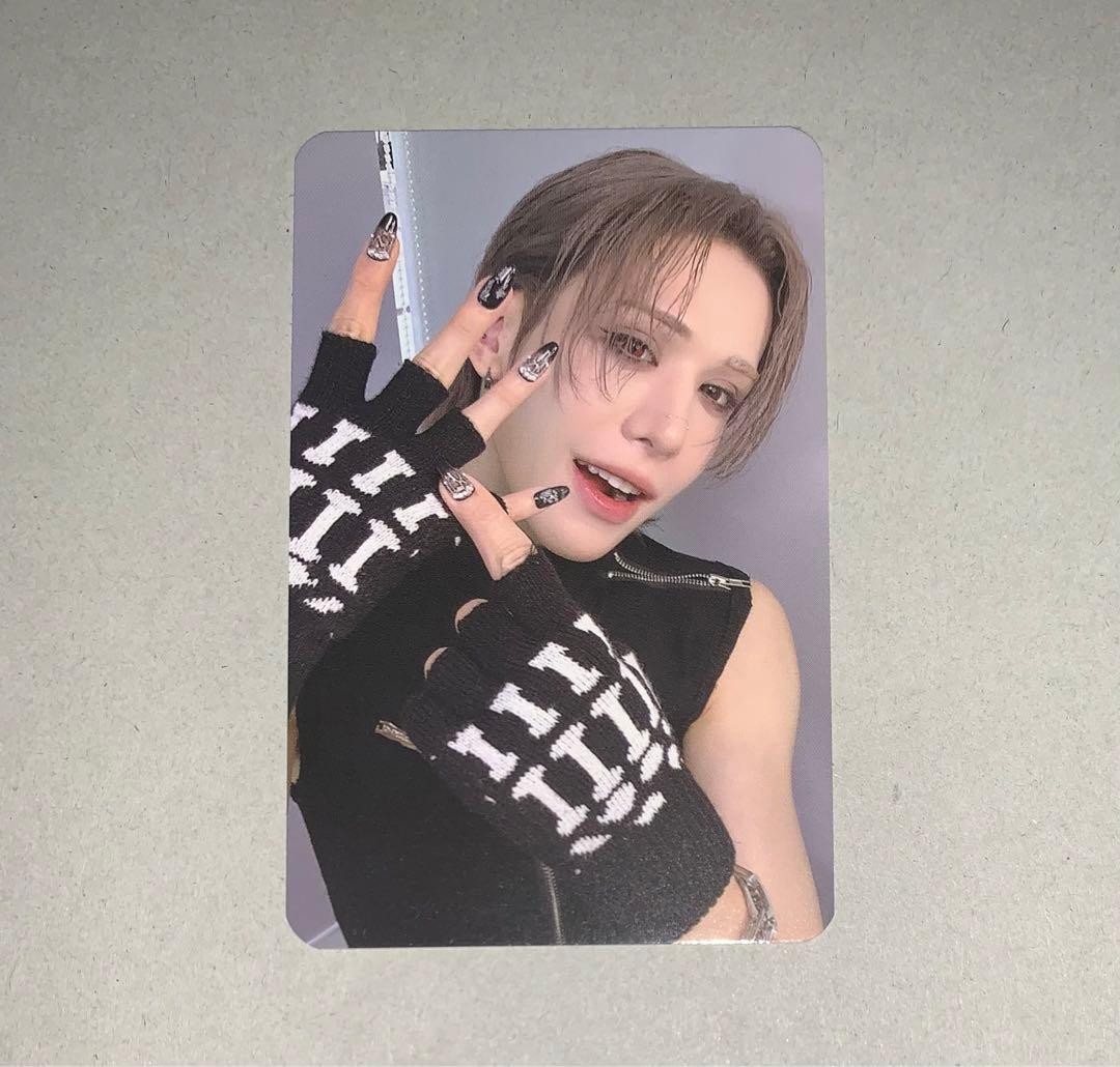 XLOV ウムティ I ONE トレカ - メルカリ