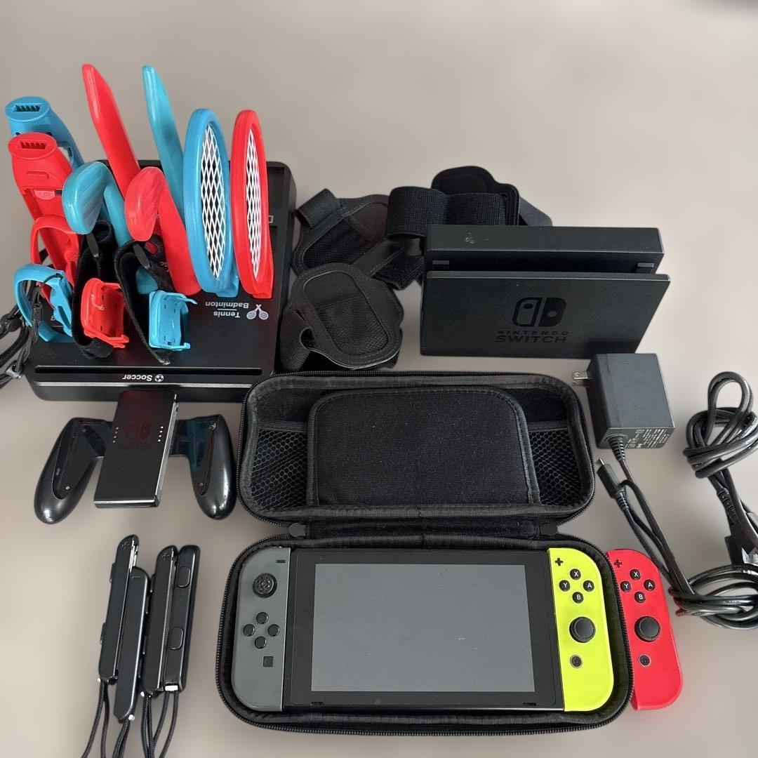 Nintendo Switch 本体 ブラック/イエロー セット - メルカリ