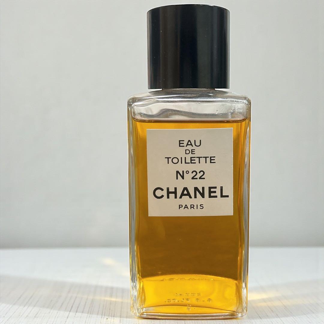 【超希少】 シャネル No.22 オードトワレ 200ml ヴィンテージ 香水 シャネル / レ ゼクスクルジフ シャネル N°22 香水の公式商品情報