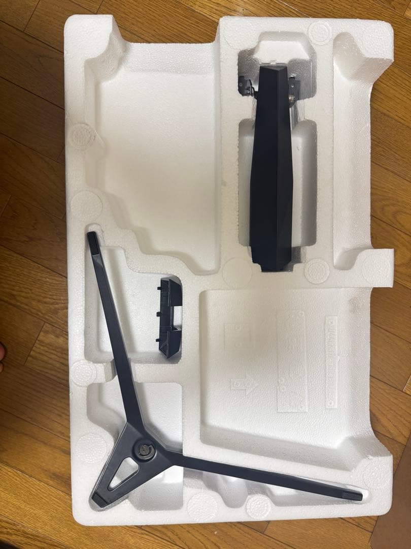 G24C4 MSI ゲーミングモニター VA湾曲パネル 144Hz 23.6i