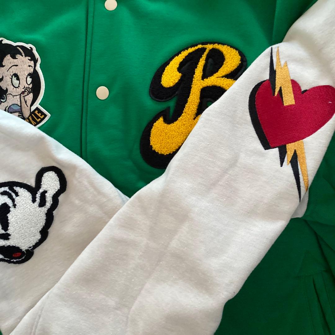 BETTY BOOP エンジェルBETTY ポンディングスタジャン グリーン - メルカリ