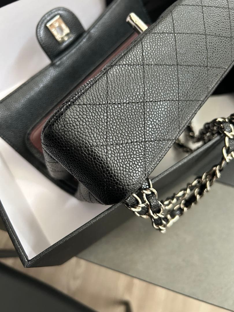 CHANELマトラッセ25 ノベルティ 海外製 - メルカリ