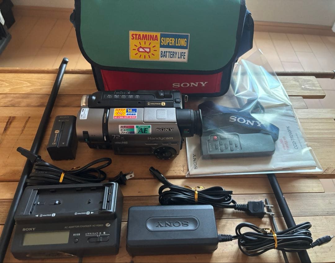 SONY ソニー CCD-TR290 Handycam video Hi8 SONY CCD-TR290 Hi8 Camcorder FULLY WORKING ✔️ Record ✔️ 72x