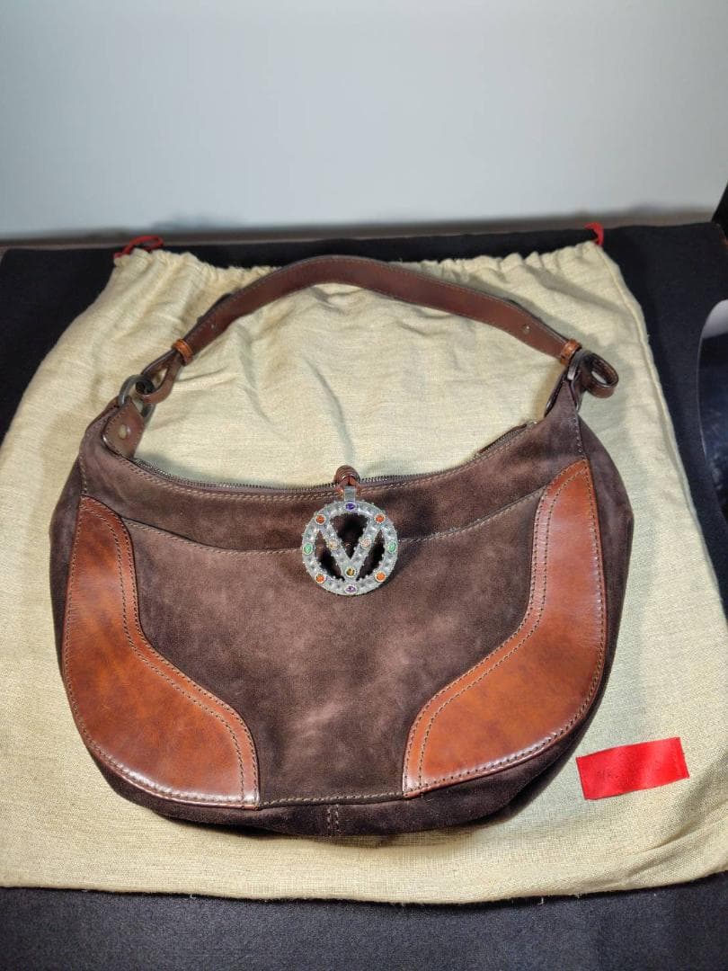 ヴァレンチノ　ワンショルダーバッグ スエード　レザー ヴァレンティノ ガラヴァーニ ネルコート スエード フリンジ付き