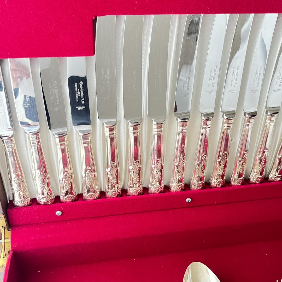 Eben Parker】キングスパターンのディナーセット 8名用66本組