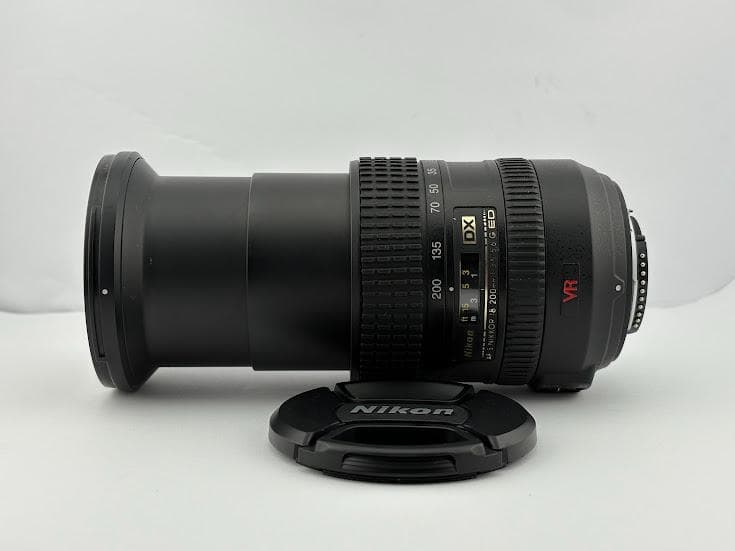 ★極上品★ニコンAF-S DX NIKKOR 18-200mm F3.5-5.6