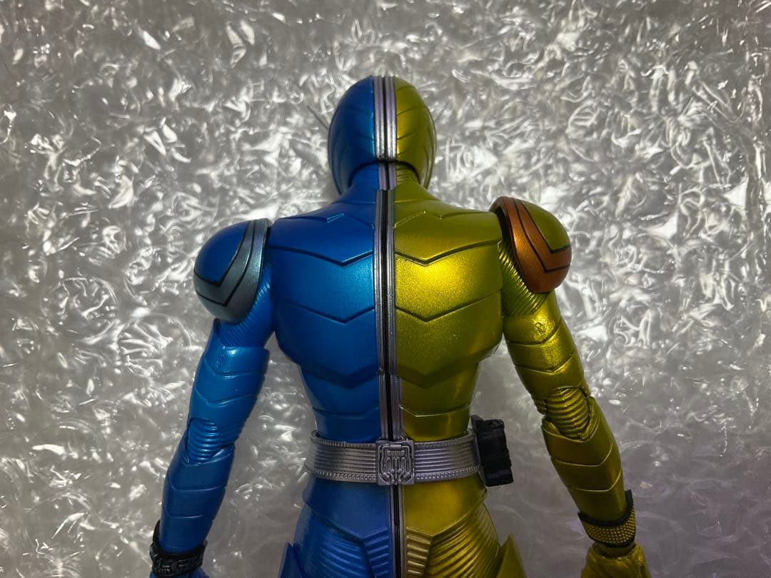 【中古品】S.H.Figuarts 真骨頂 仮面ライダーWルナトリガー 風都探偵