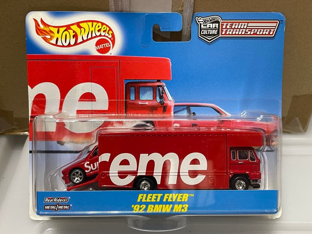 supreme シュプリーム hotwheel ホットウィール 新品 にわかはシュプリームコラボのホットウィールを手に入れ・・・た